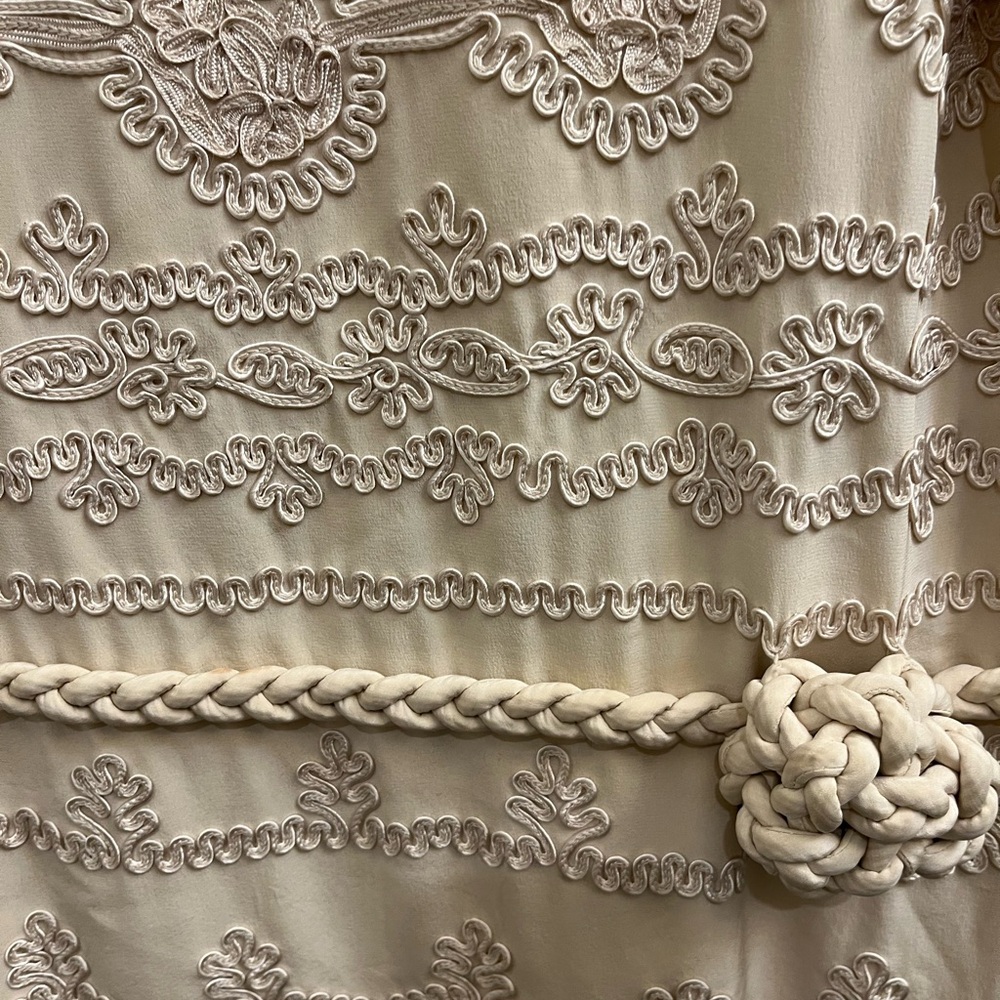 BCBGMaxAzria Cream Tiered Sheath Mini Dress - Picture 4 of 8